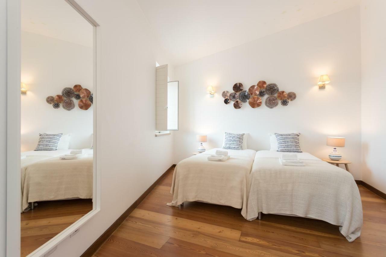 Alfama Modern Two-Bedroom Apartment W/ River View And Parking - By Lu Holidays Lisbon Luaran gambar